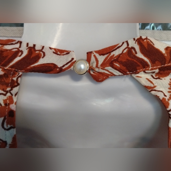 🆕Andree by Unit Long Sleeve Bell Floral Peplum Blouse - Picture 11 of 15